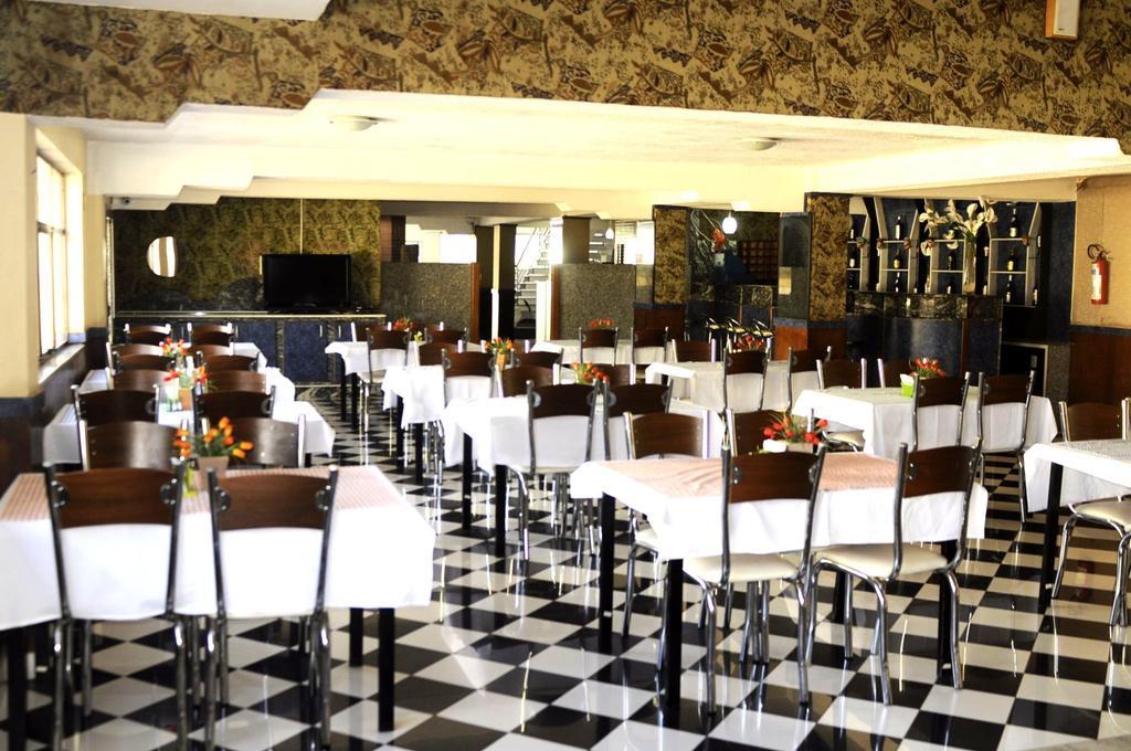 Gutemberg Plaza Hotel Nova Serrana Esterno foto